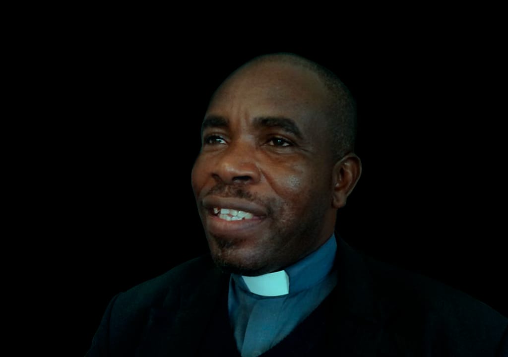 Padre Pio Wacussanga